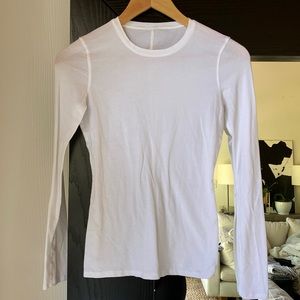 Lululemon size 4 white long sleeve cotton shirt